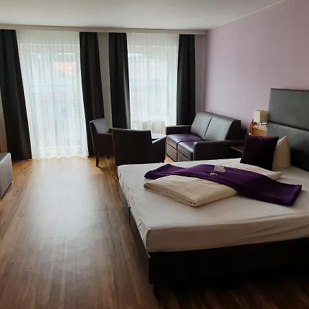 Boutique Beckenlehner 3*