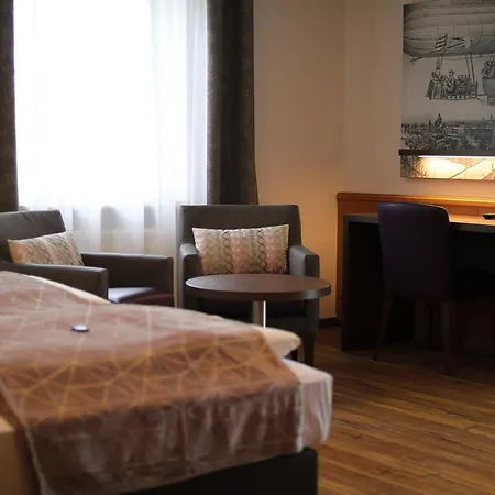 Boutique Beckenlehner 3* Unterhaching