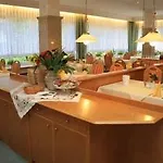 Boutique Beckenlehner 3*