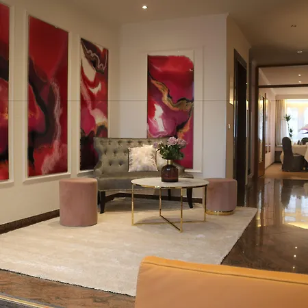 Boutique Beckenlehner 3* Unterhaching