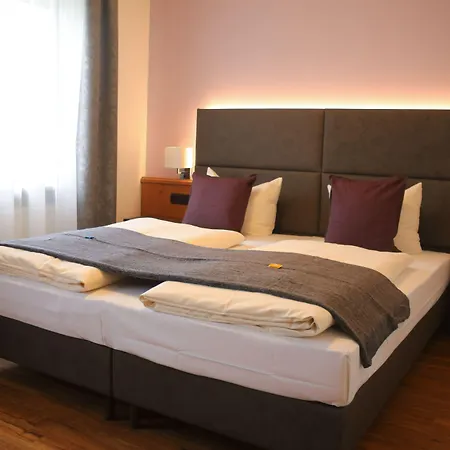 Boutique Beckenlehner 3*