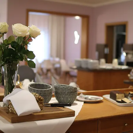 Hotel Boutique Beckenlehner 3*
